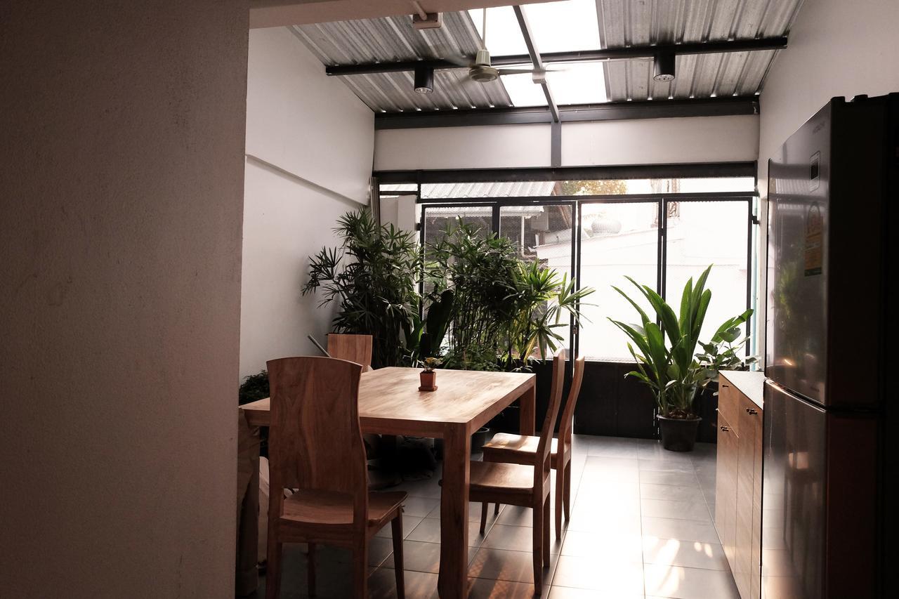 Phresh Hostel กรุงเทพมหานคร ภายนอก รูปภาพ